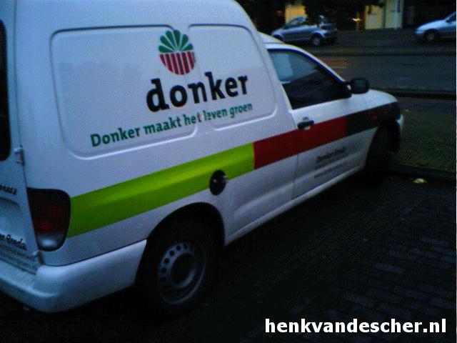 Donker :: Donker maakt het leven groen