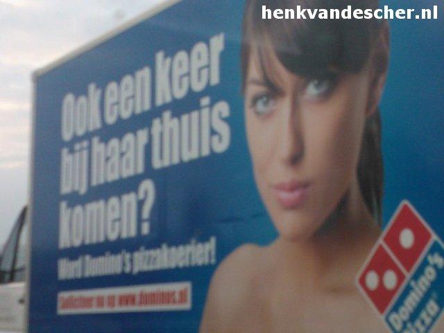 Domino Pizza :: Ook een keer bij haar thuiskomen