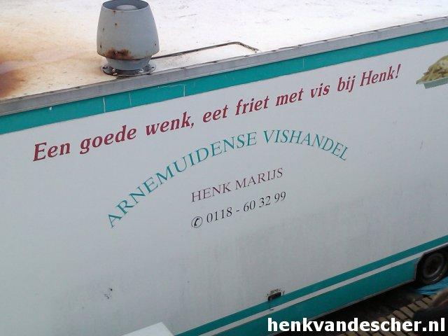 Henk Marijs :: Een goede wenk, eet friet met vis bij Henk!