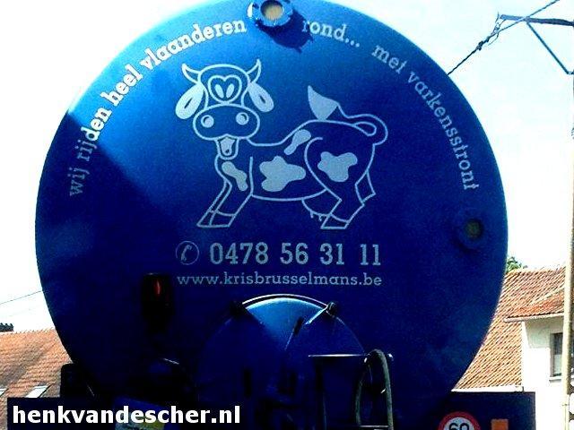 Kris Brusselmans :: Wij rijden heel Vlaanderen rond... met varkensstront