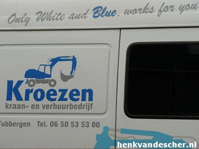 Kroezen Kranen :: Only White and Blue Works For You