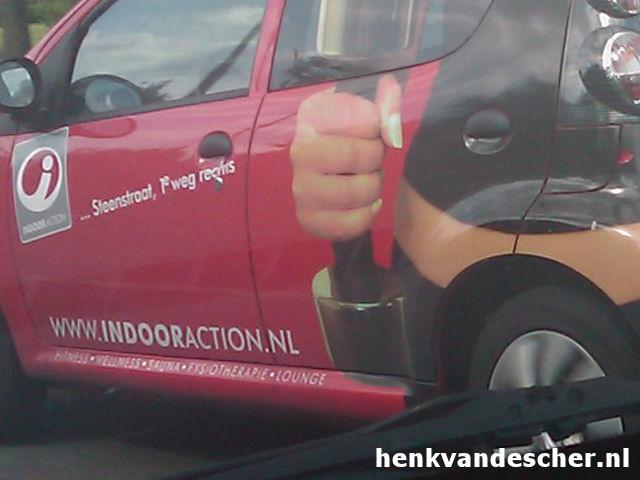 Indoor Action :: Steenstraat, eerste weg rechts…