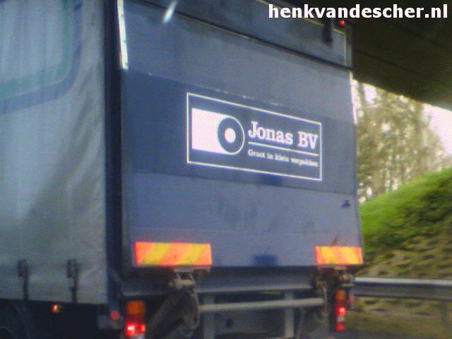 Jonas BV :: Groot in klein verpakken