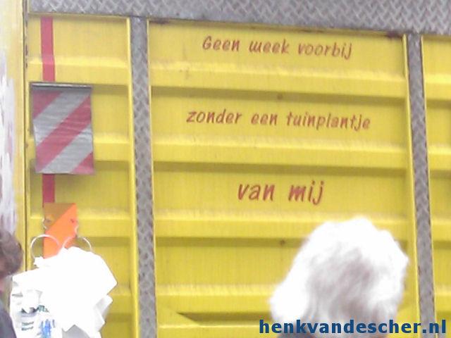 Onbekend :: Geen week voorbij zonder een tuinplantje van mij