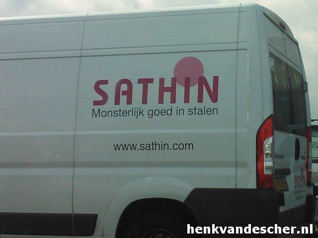 Sathin :: Monsterlijk goed in stalen