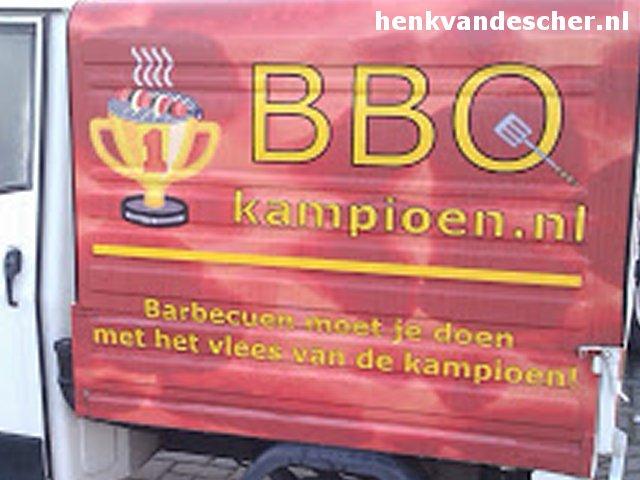 BBQ Kampioen :: BBQ-en moet je doen met vlees van de kampioen