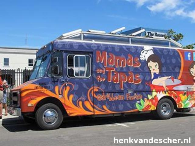 The Mamas and the Tapas :: The Mamas and The Tapas
